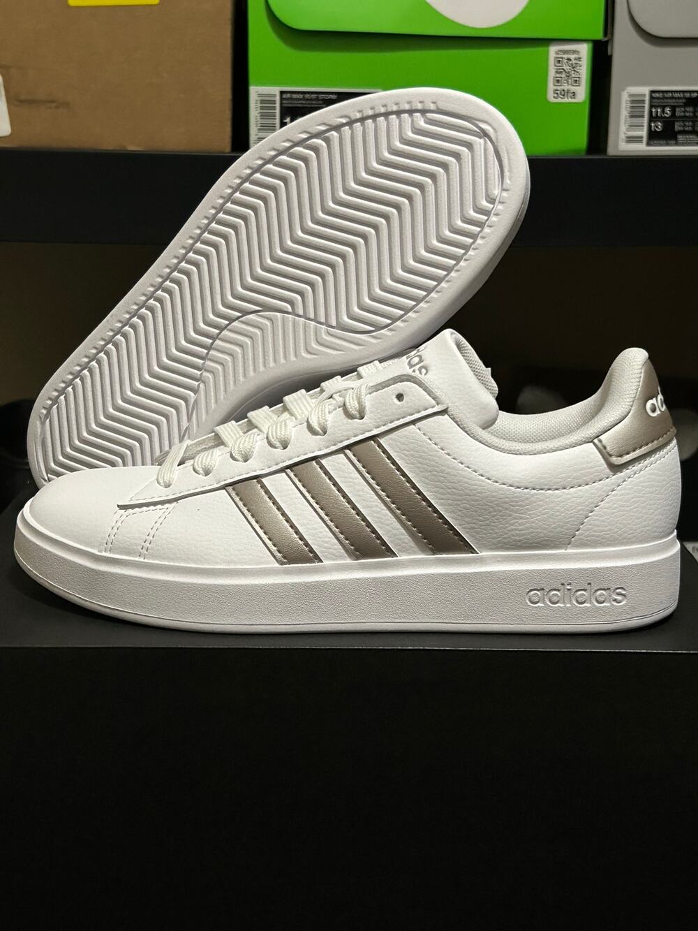 adidas Women’s Grand Court 2.0 / Size 6.5 / Brand New